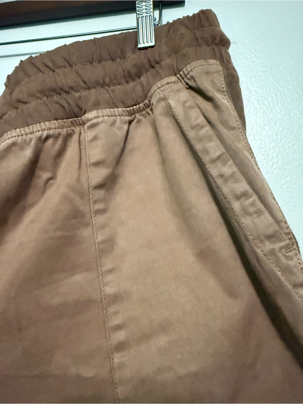 Time and Tru Brown Drawstring Capri Pants - Picture 4 of 9